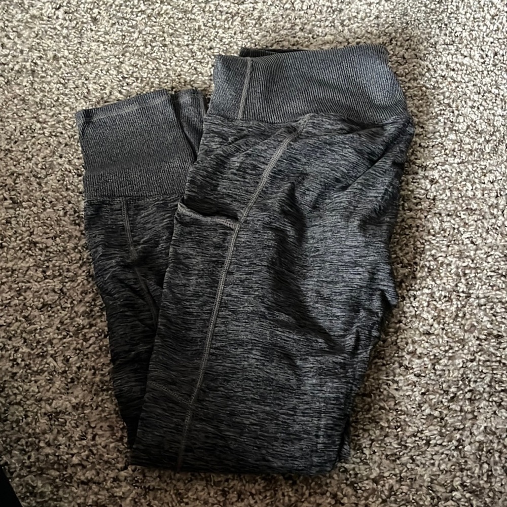 Grey leggings
